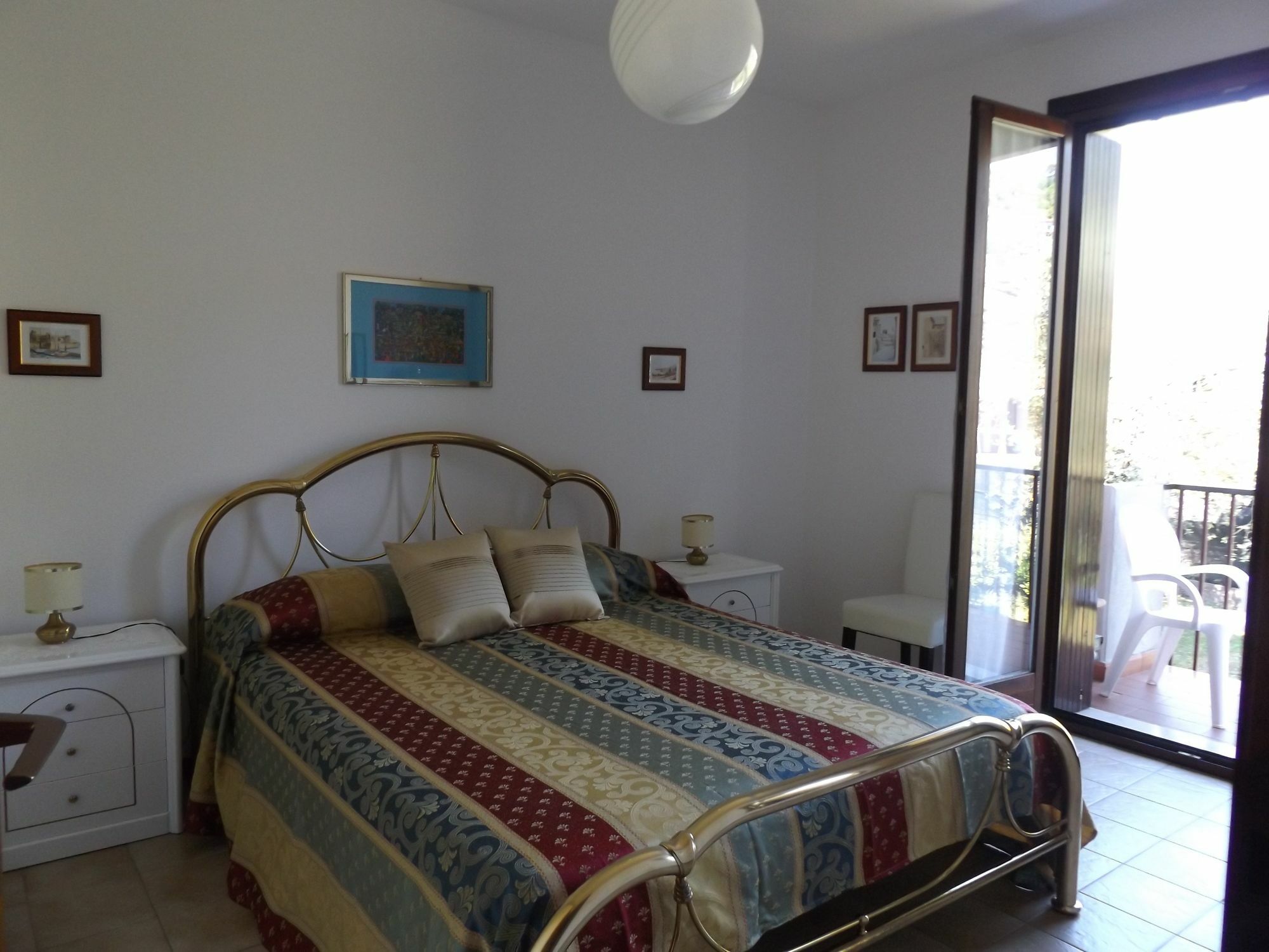 Residenza Riviera Degli Olivi Appartement Torri Del Benaco Buitenkant foto